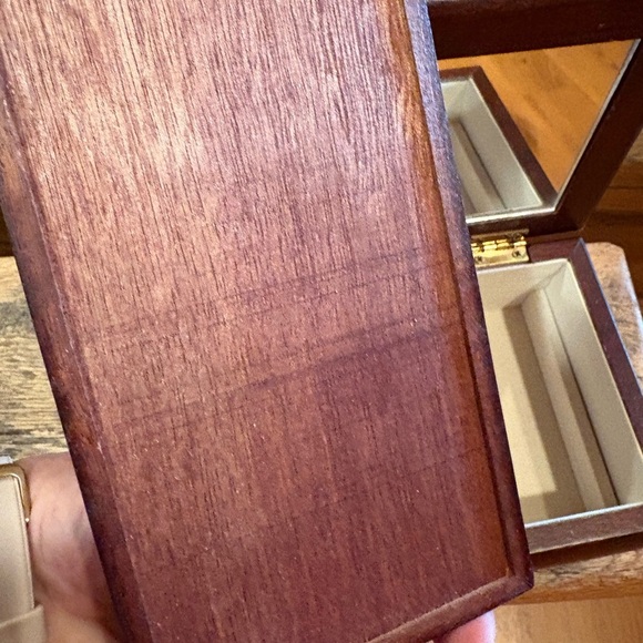 Vintage Wooden Jewelry Box with Floral Tapestry - Picture 8 of 12